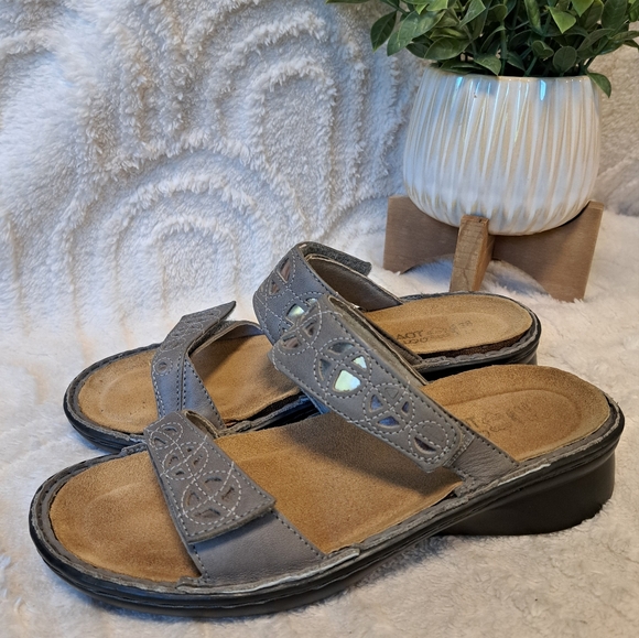 Naot Cornet Sandals Leather Grey Adjustable Straps Slide Comfort Shoes Sz 7 - Picture 1 of 15